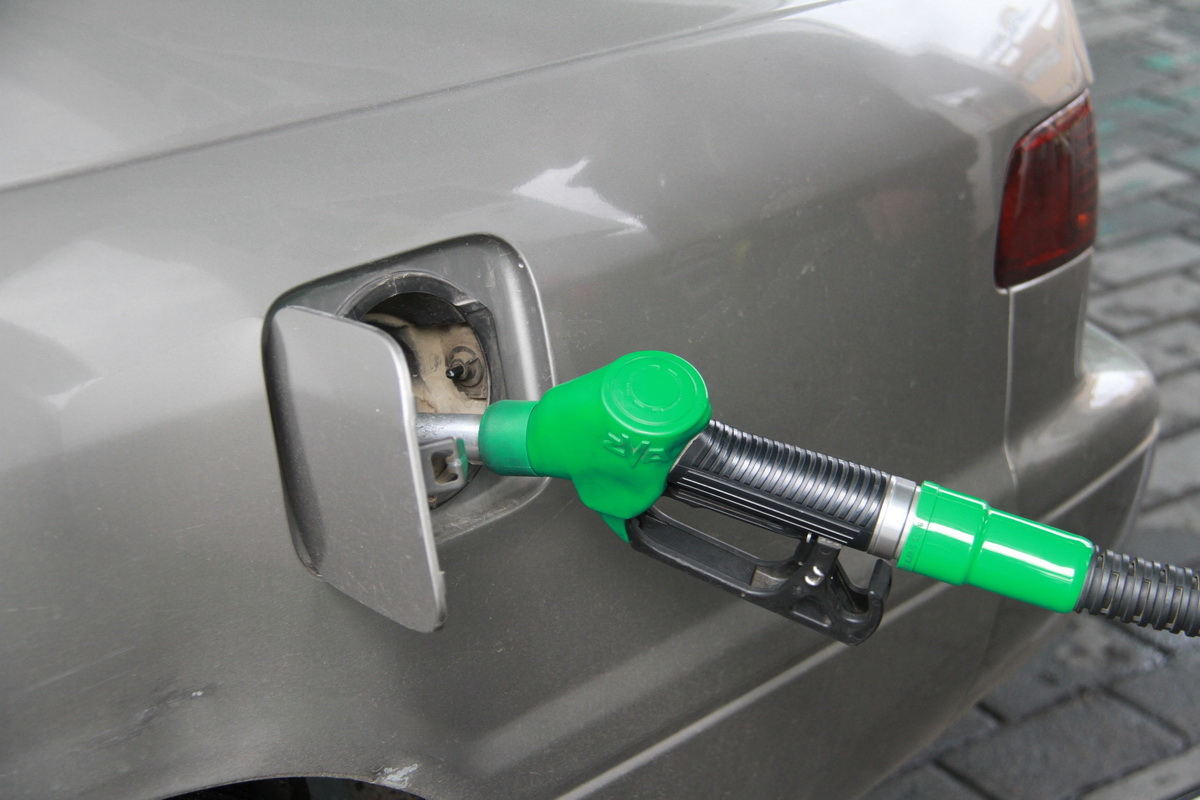 Бензин в Казахстане будет расти в цене, но медленно