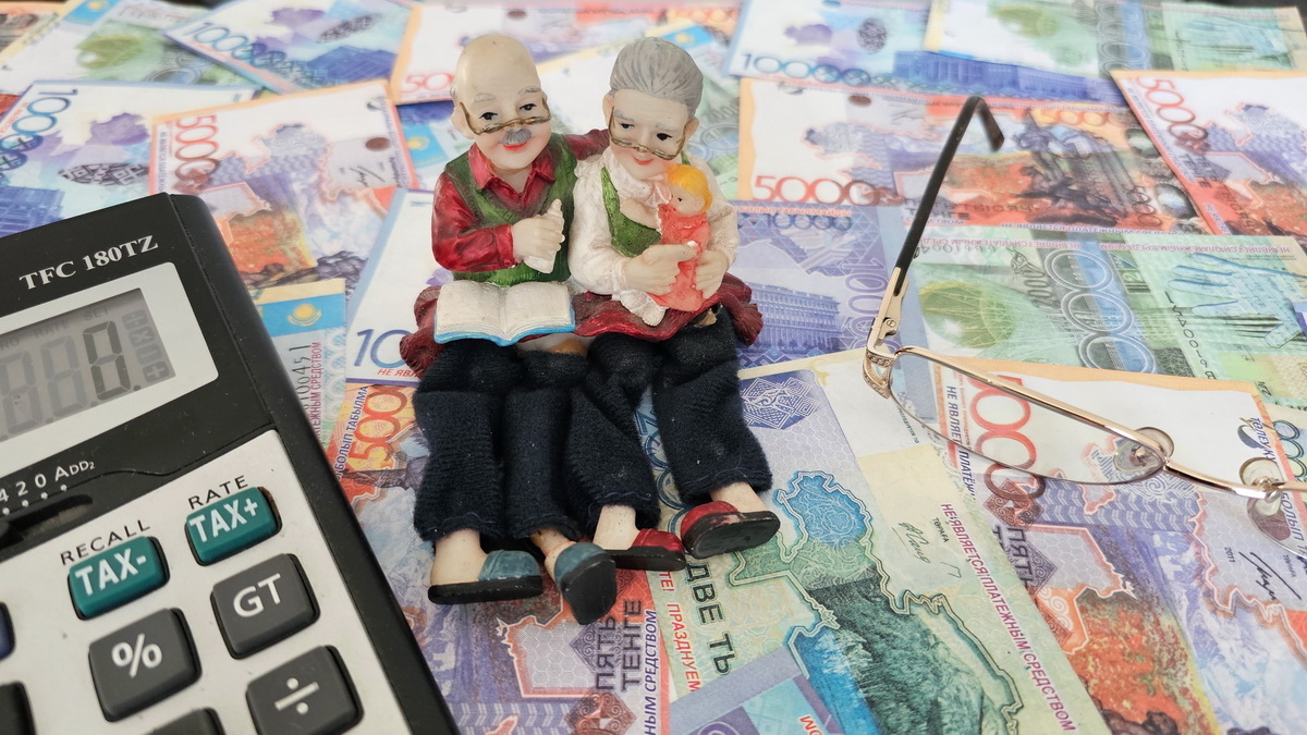 Казахстан меняет подход к пенсиям: ключевые пороги хотят пересчитать