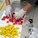 Больше килограмма наркотиков добровольно сдал житель Усть-Каменогорска и получил вознаграждение