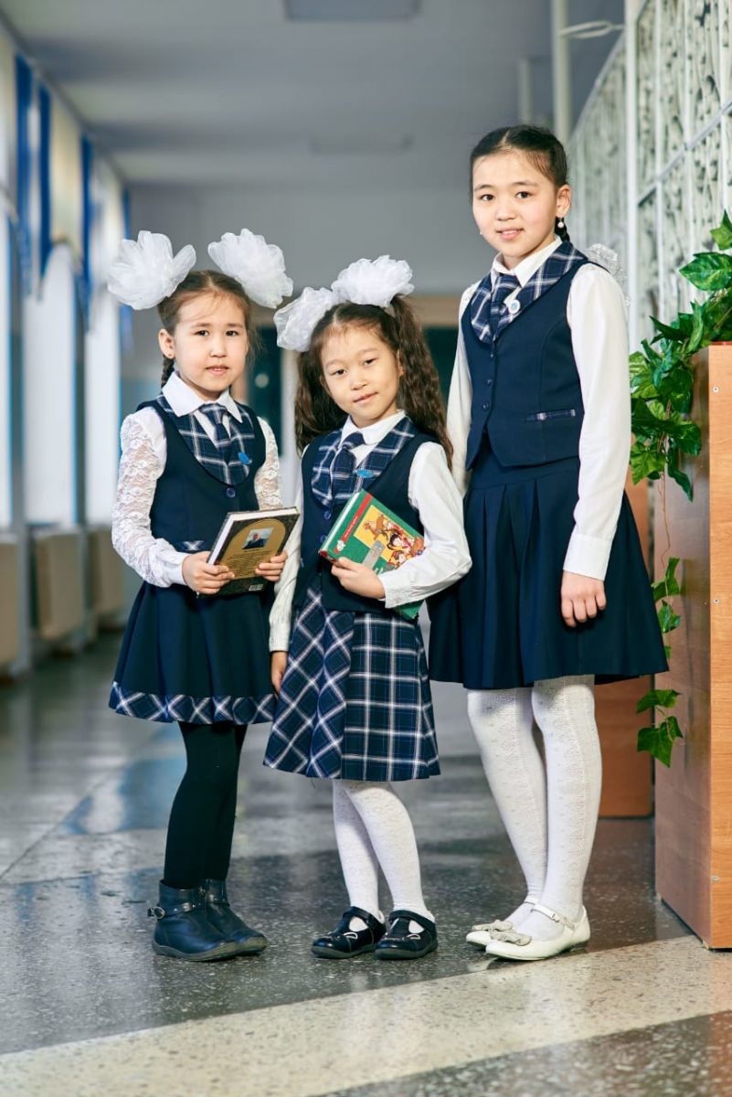 Школьная форма казахстан
