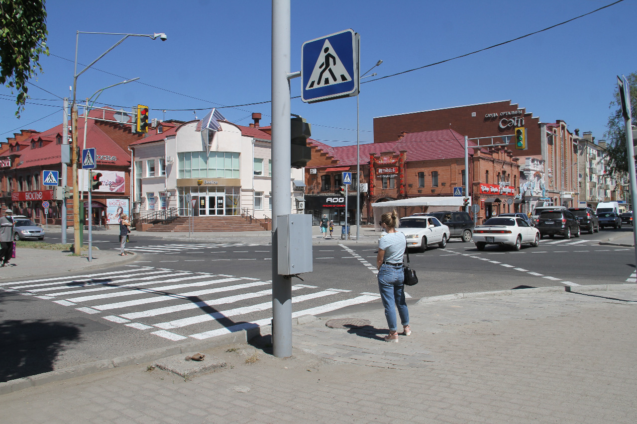 В Усть-Каменогорске на одном из перекрестков появилась диагональная ...