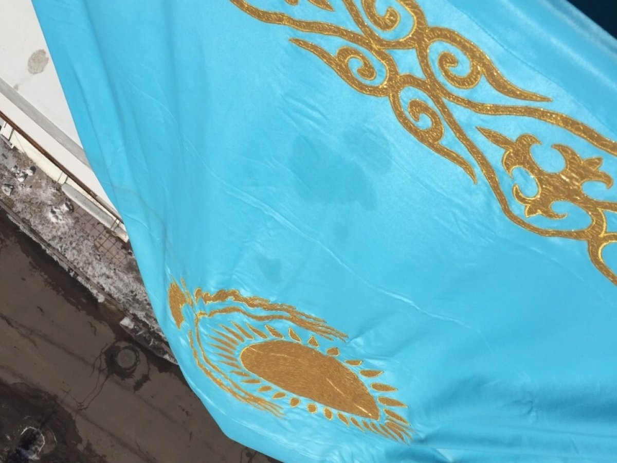 Усть-Каменогорск - Инцидент с флагом: В отношении полицейского ...